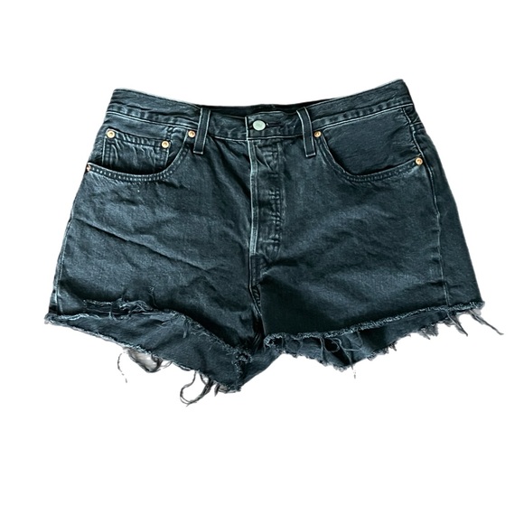 Levi 501 Black Shorts - Picture 1 of 4